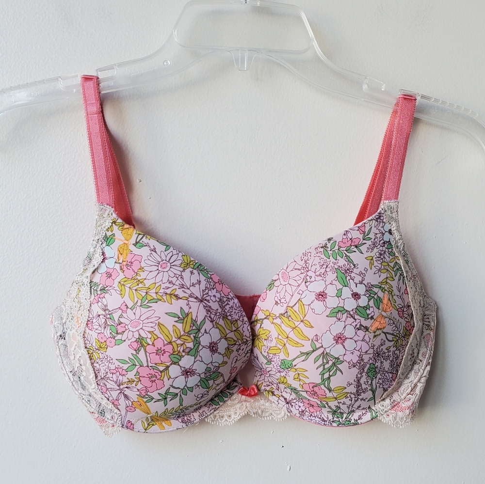 Victoria's Secret Pink Floral Lace Push-Up Bra